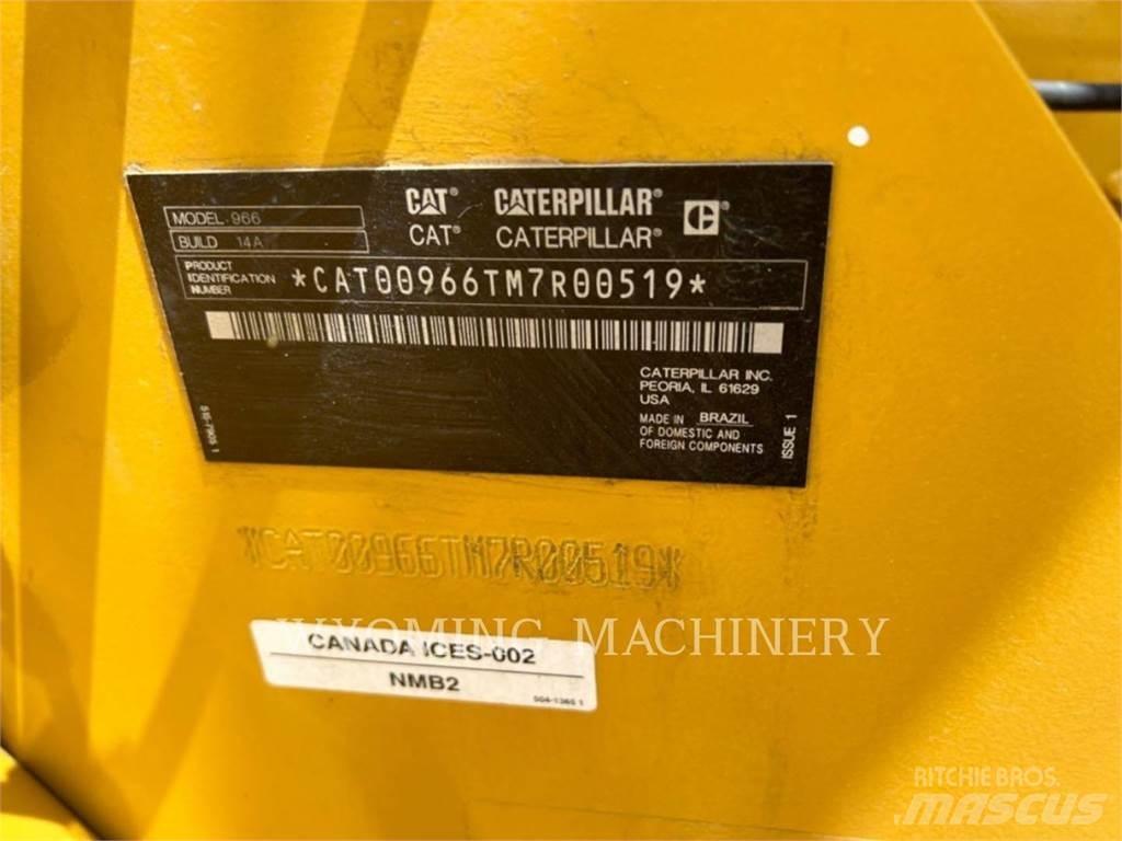 CAT 966 輪胎式裝載機