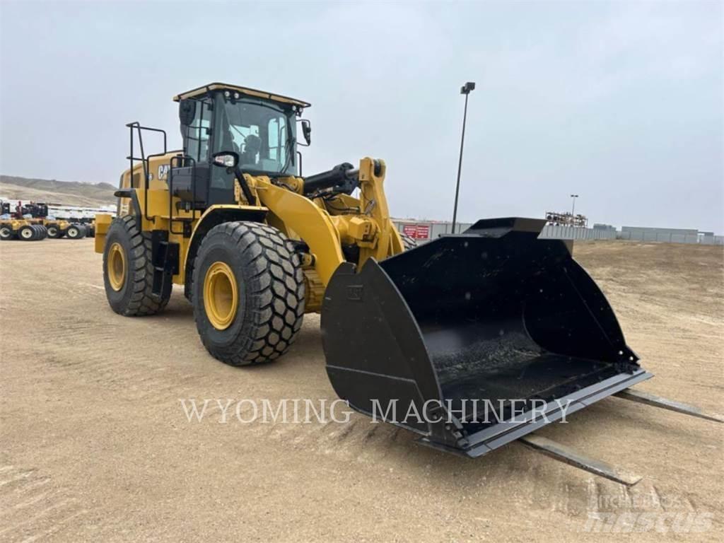 CAT 966 輪胎式裝載機