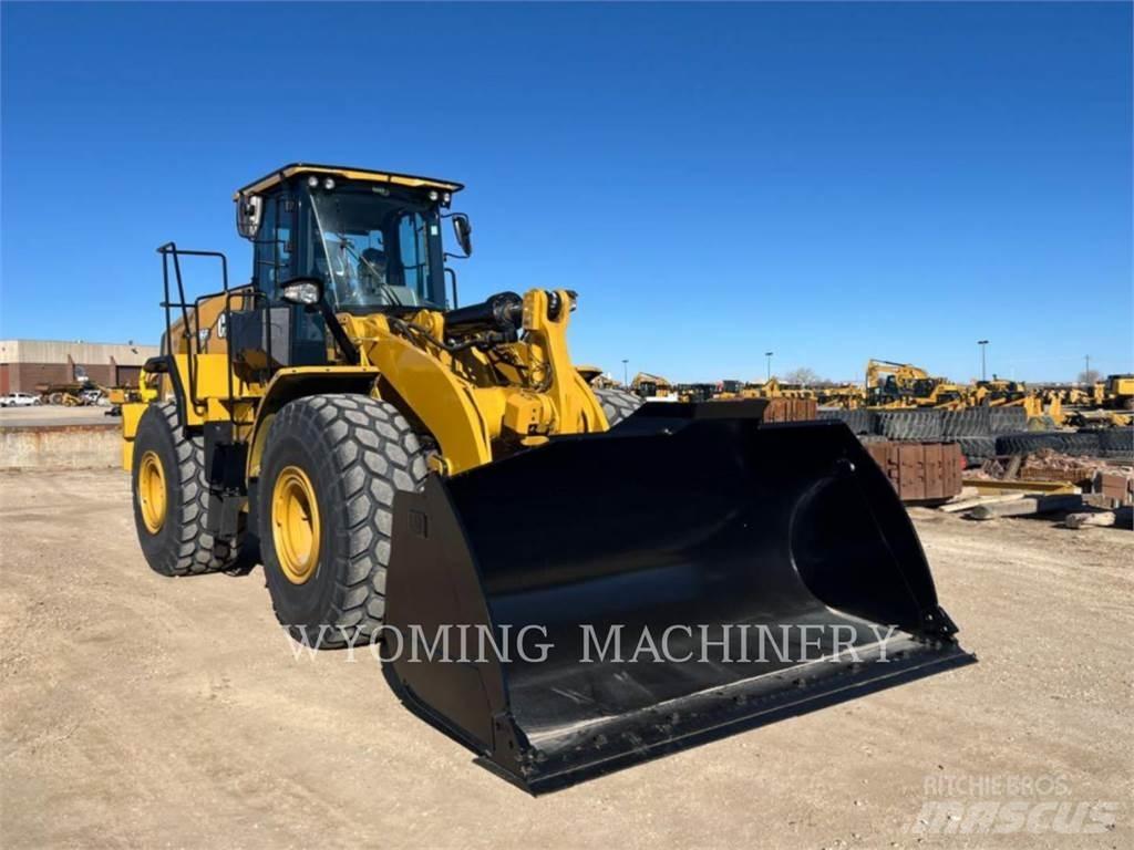CAT 966 輪胎式裝載機
