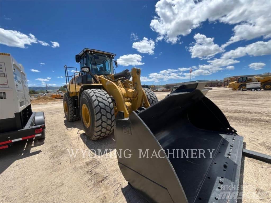 CAT 966 輪胎式裝載機