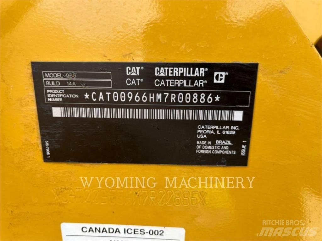 CAT 966 輪胎式裝載機