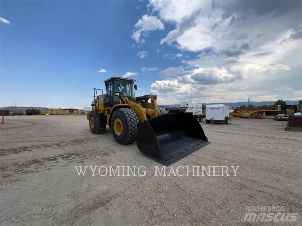 CAT 966 輪胎式裝載機