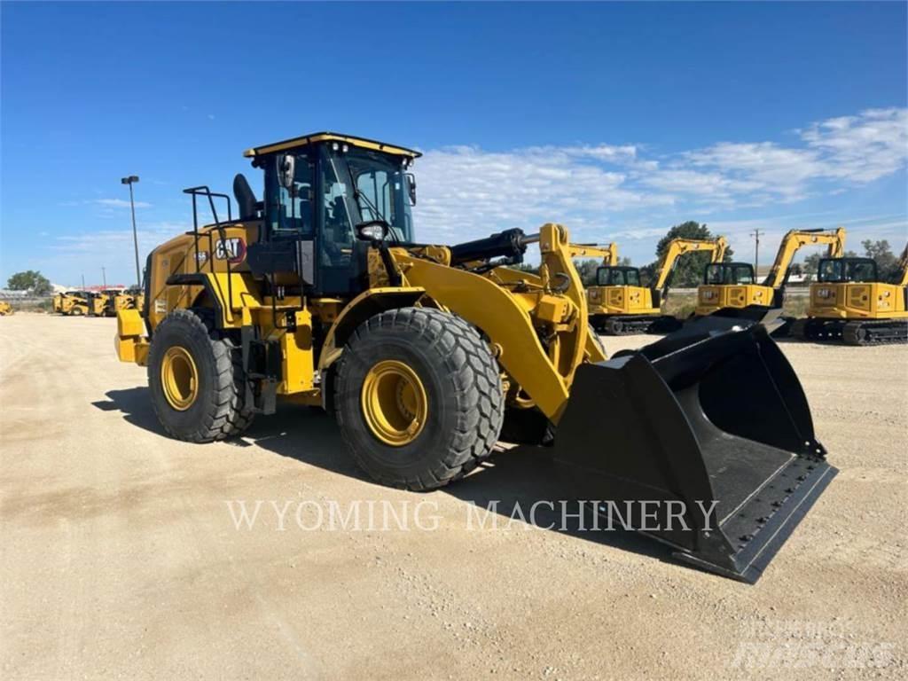 CAT 966 輪胎式裝載機