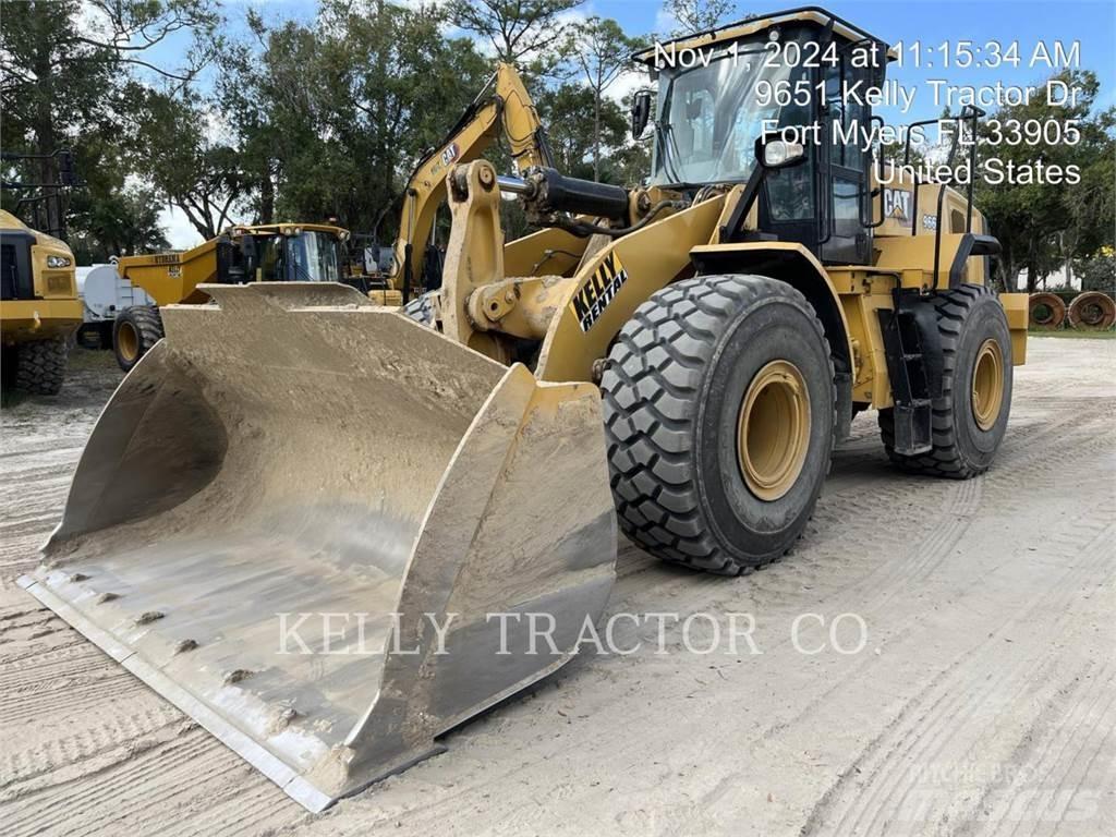 CAT 966 輪胎式裝載機