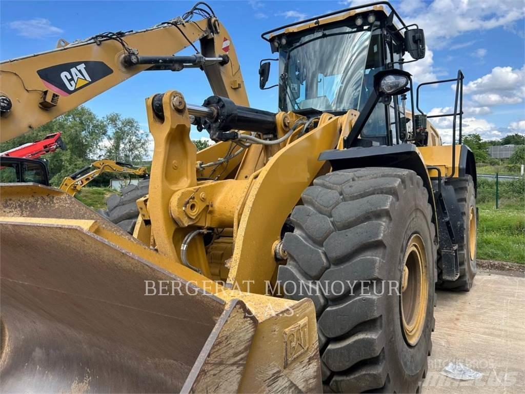 CAT 966 輪胎式裝載機