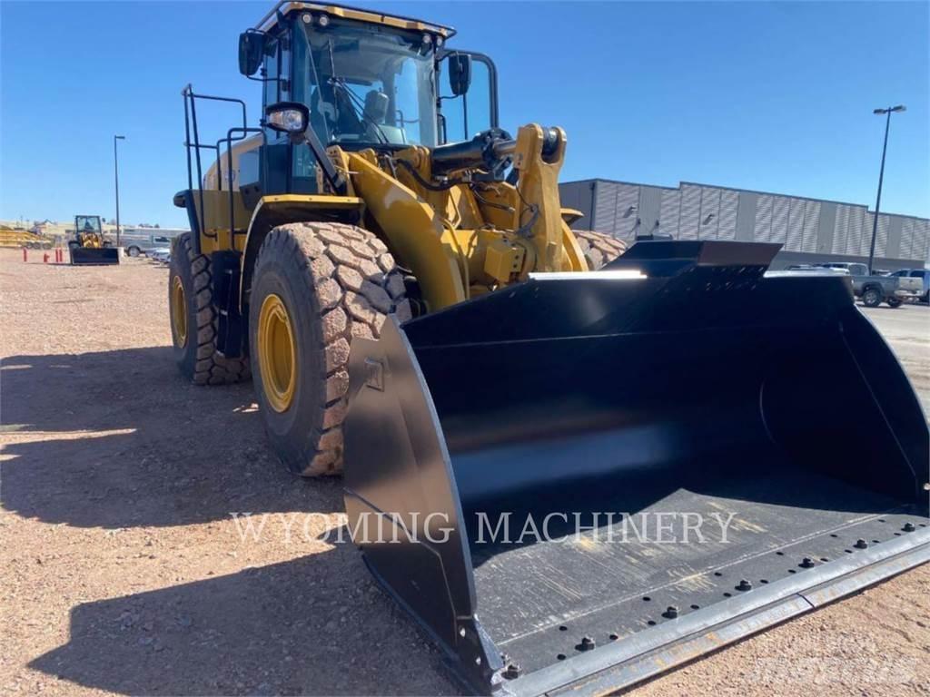 CAT 966 輪胎式裝載機