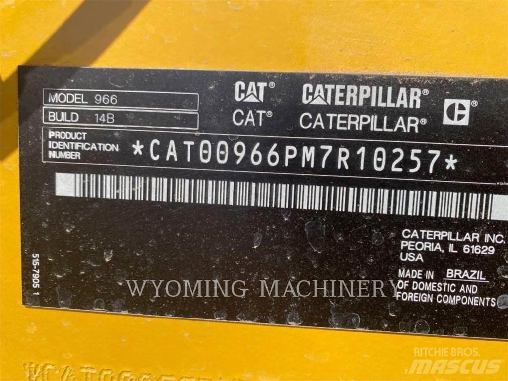 CAT 966 輪胎式裝載機