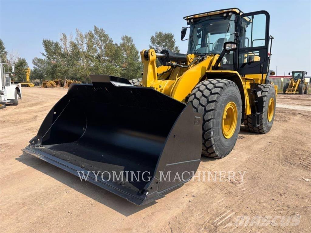 CAT 966 輪胎式裝載機