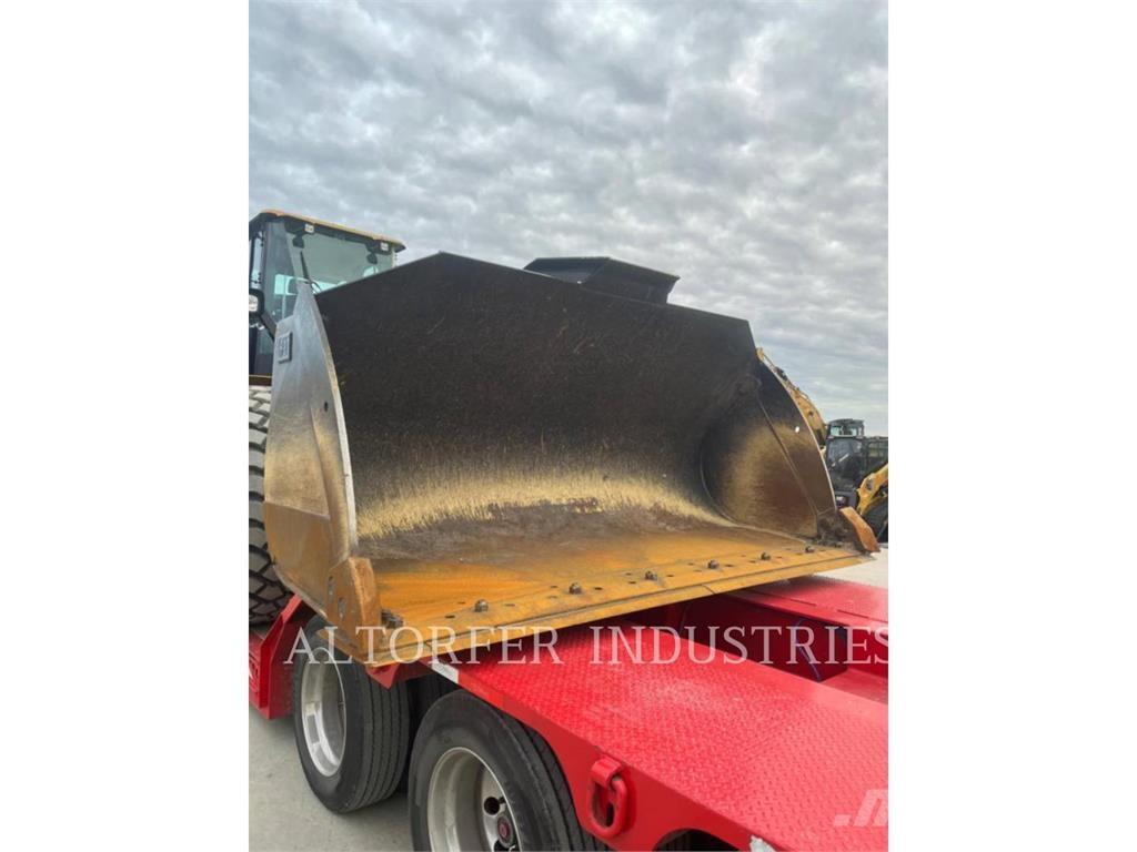 CAT 966-01GC 輪胎式裝載機