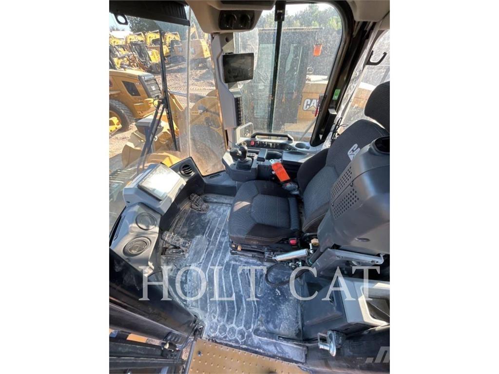 CAT 966 XE 輪胎式裝載機