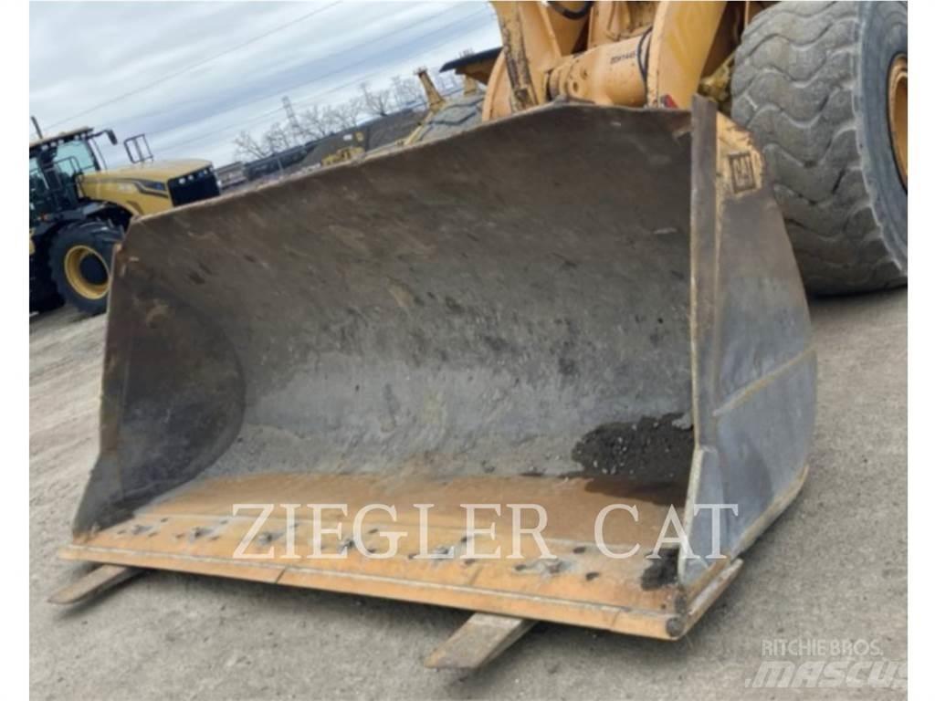 CAT 966G 輪胎式裝載機