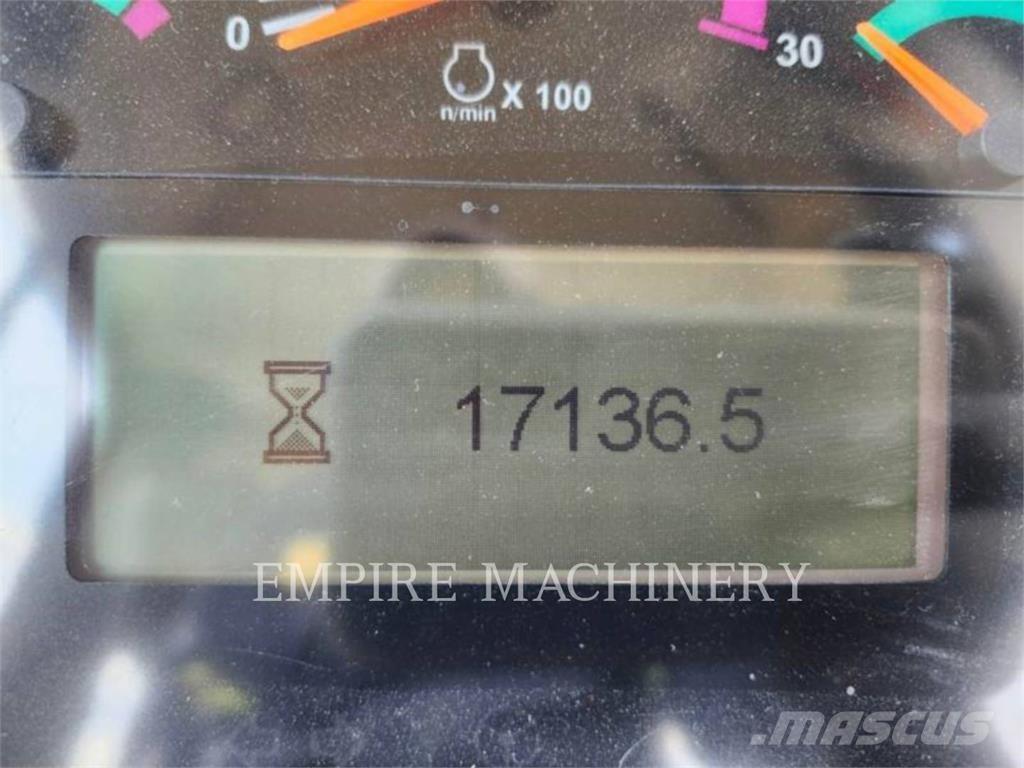 CAT 966K 輪胎式裝載機