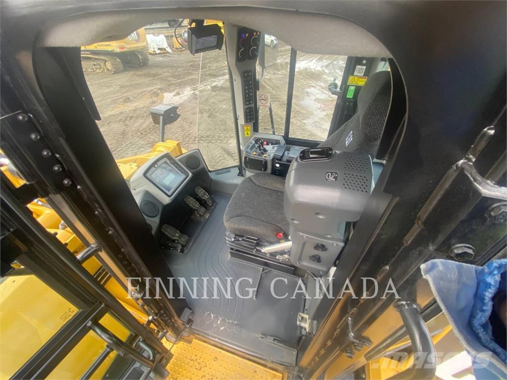 CAT 966K 輪胎式裝載機