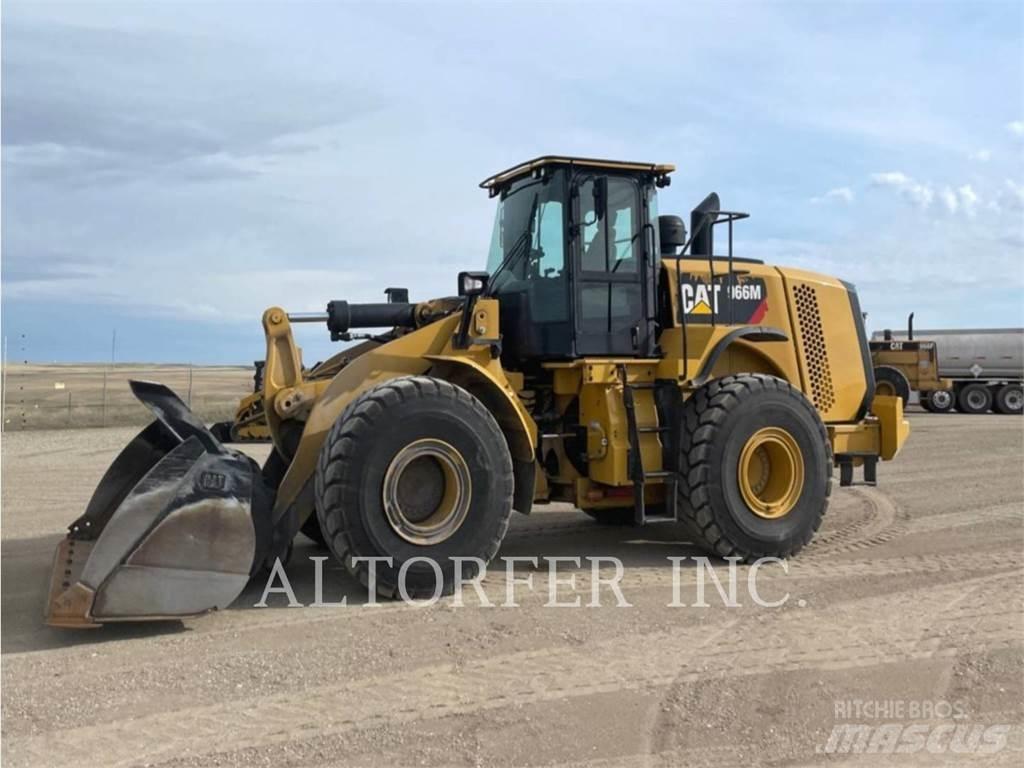 CAT 966M 履帶推土機