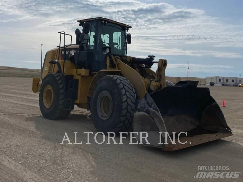 CAT 966M 履帶推土機