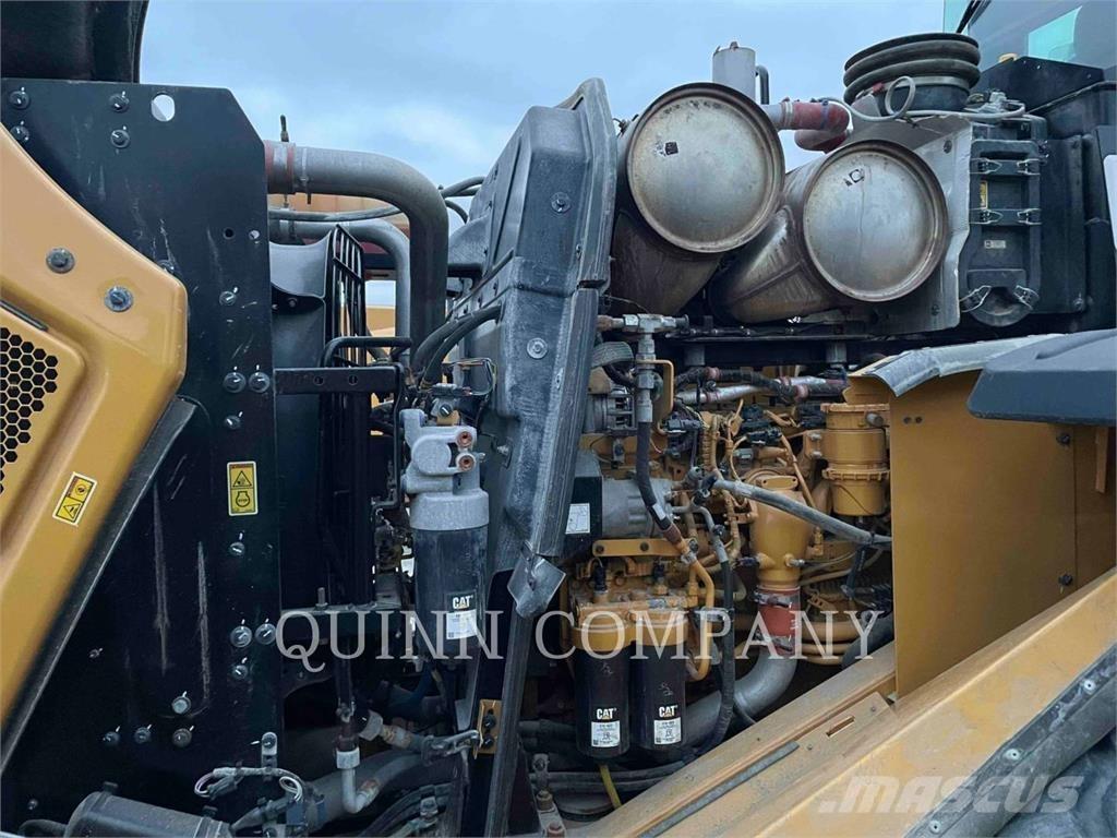 CAT 966M 輪胎式裝載機