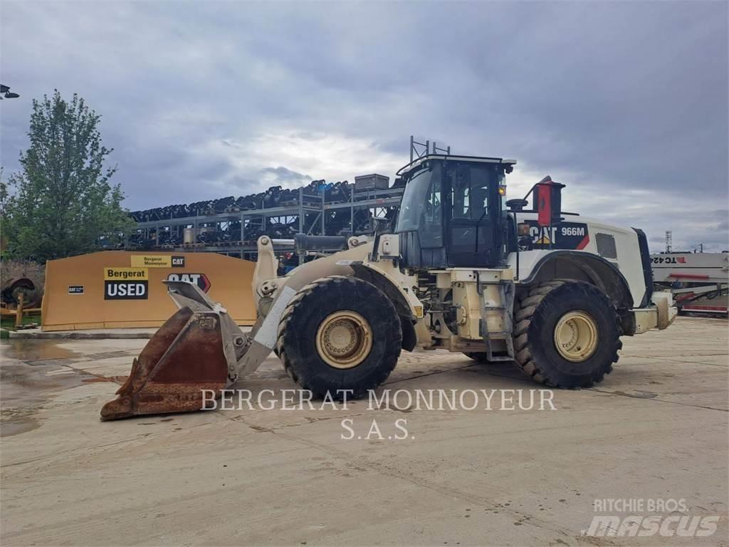 CAT 966M 輪胎式裝載機
