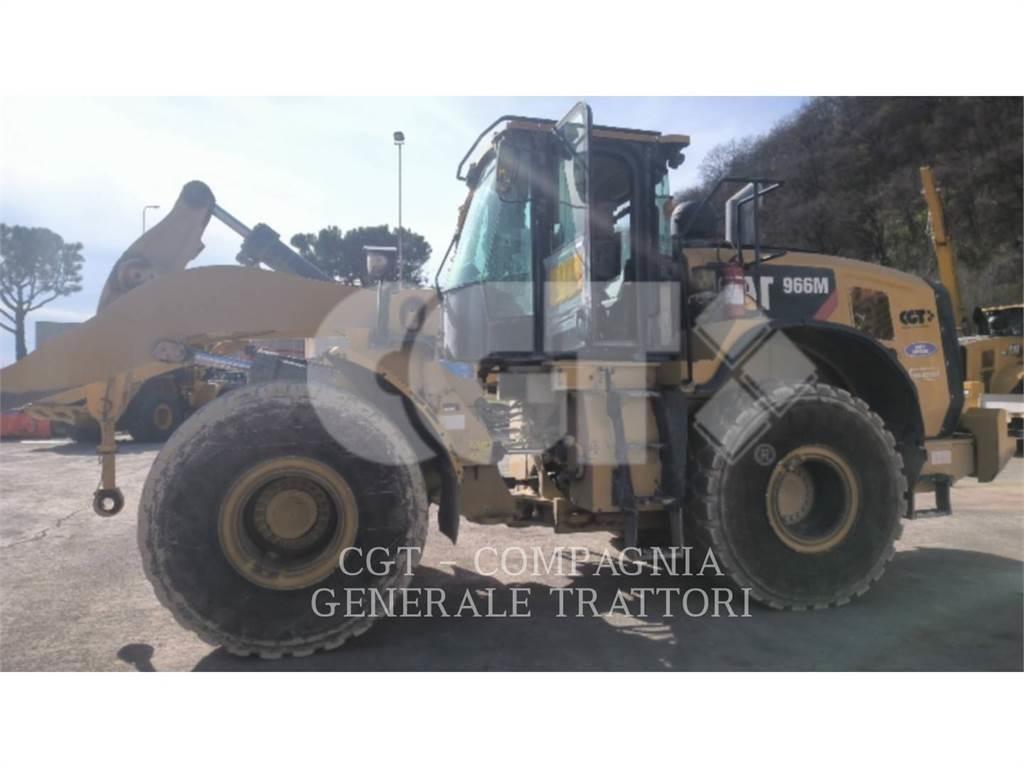 CAT 966M 輪胎式裝載機