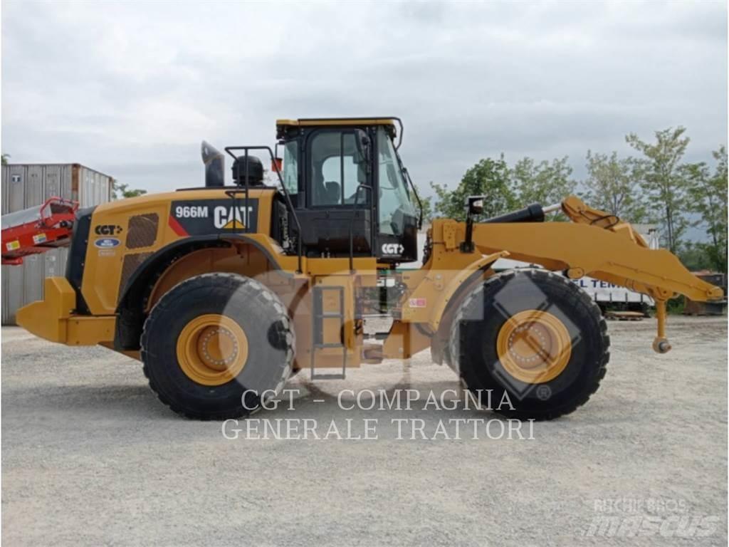 CAT 966M 輪胎式裝載機