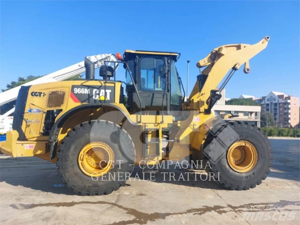 CAT 966M 輪胎式裝載機
