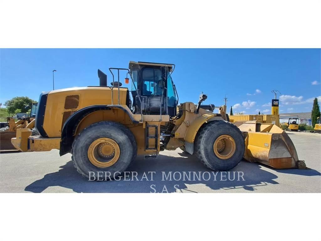 CAT 966M 輪胎式裝載機