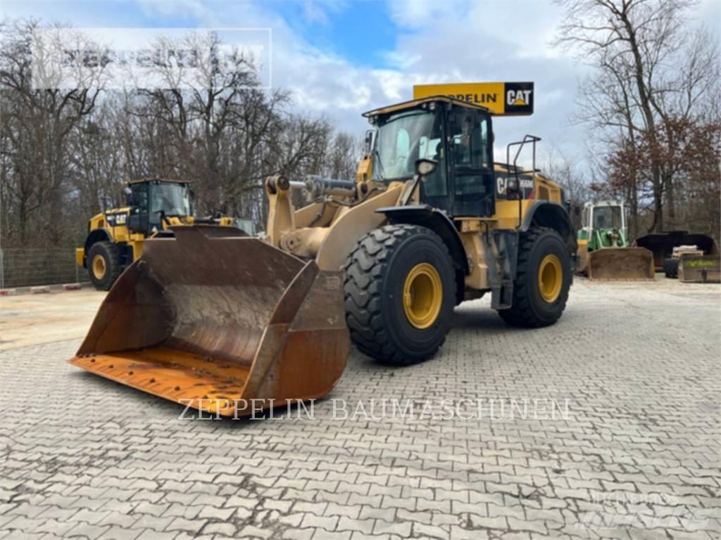 CAT 966M 輪胎式裝載機