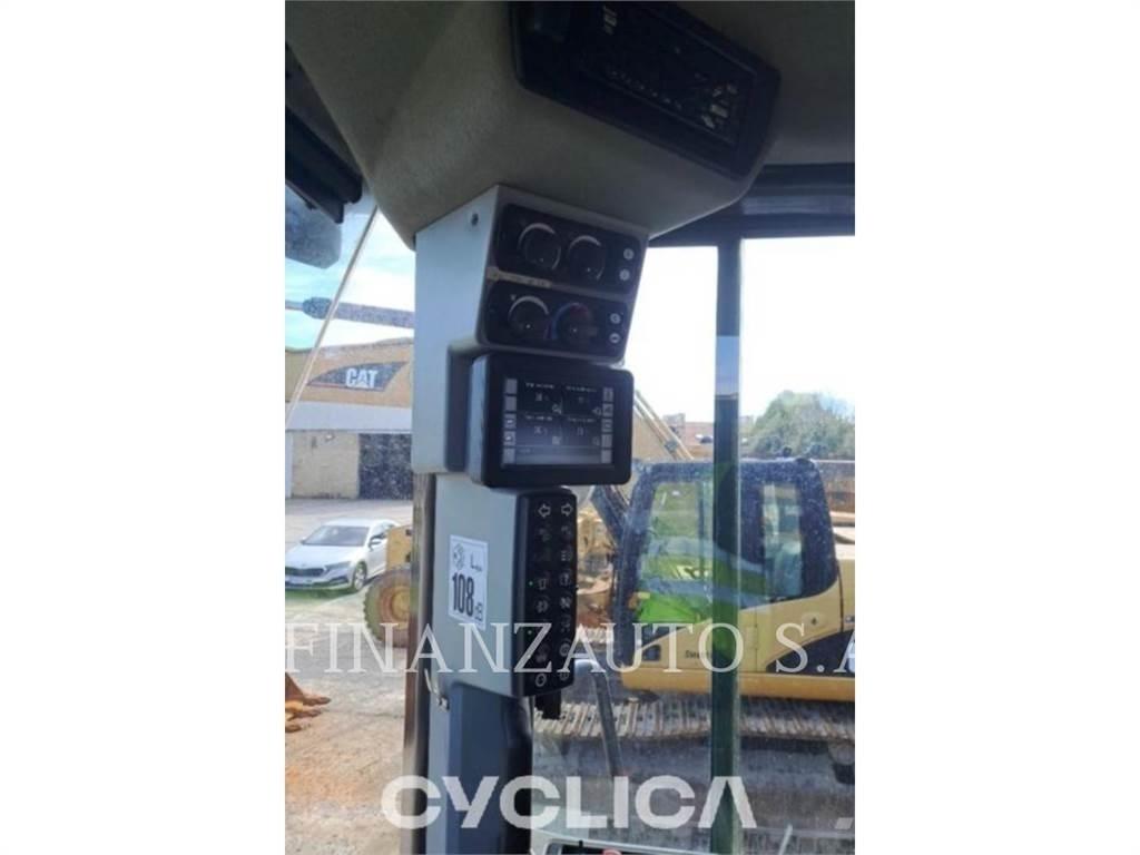 CAT 966M 輪胎式裝載機