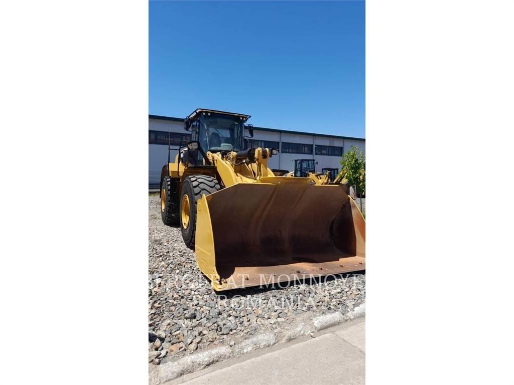 CAT 966M 輪胎式裝載機
