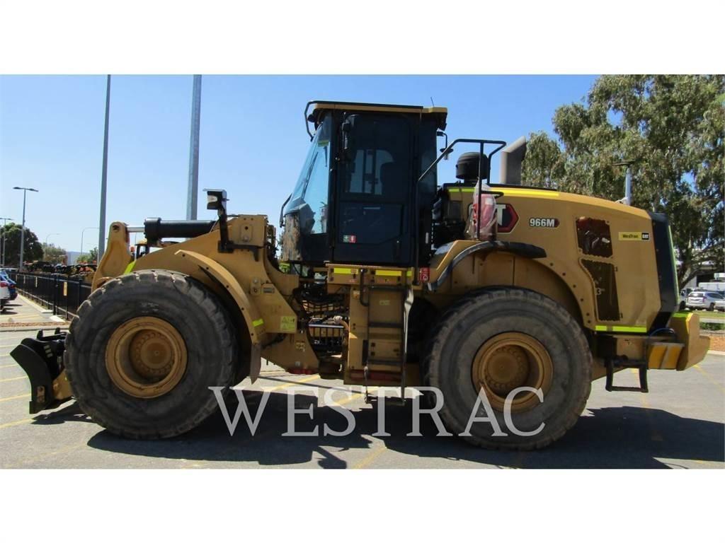 CAT 966M 輪胎式裝載機