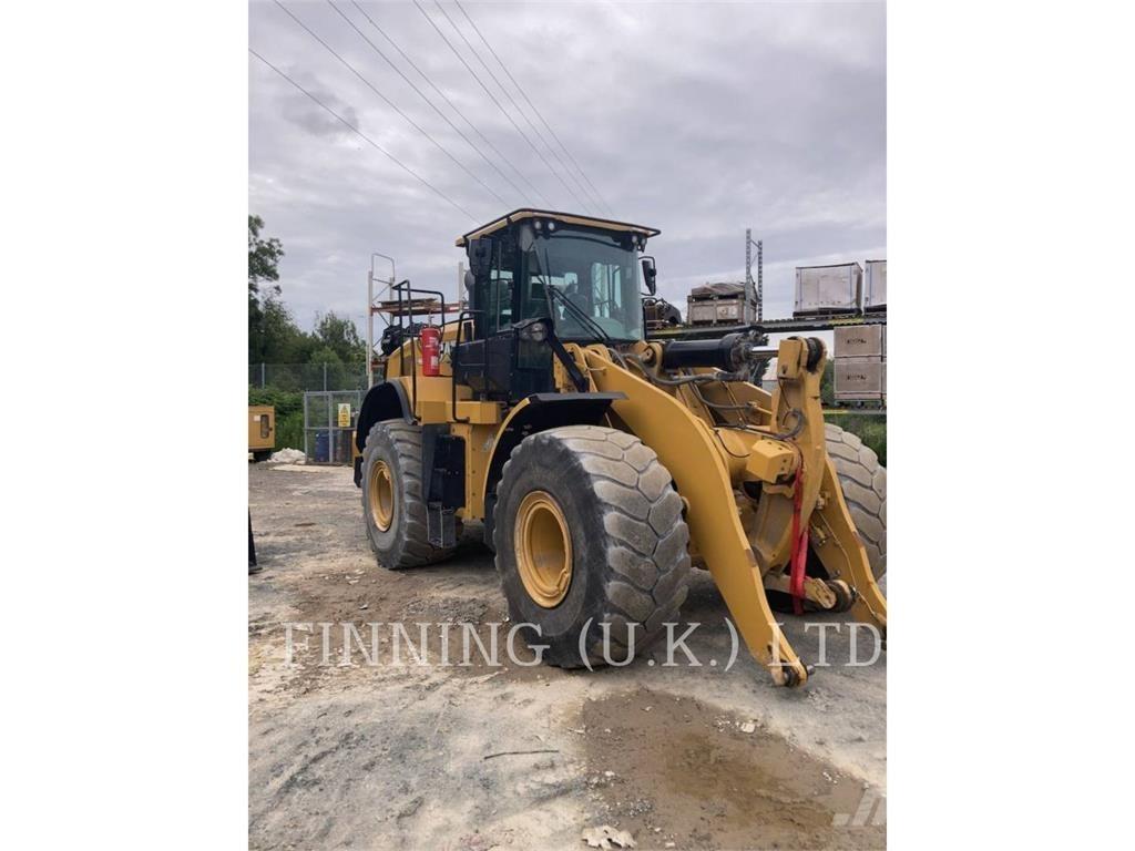 CAT 966M 輪胎式裝載機