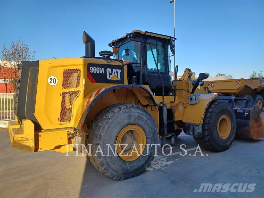 CAT 966M 輪胎式裝載機