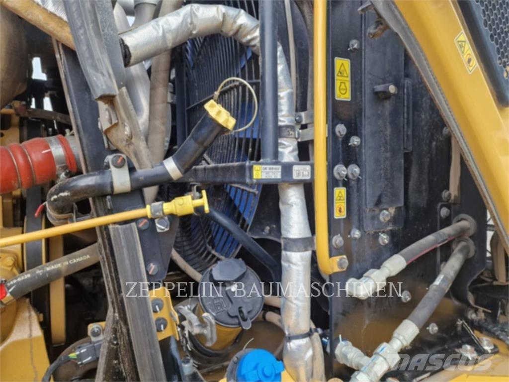 CAT 966M 輪胎式裝載機