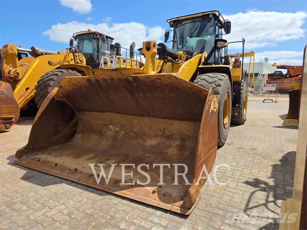 CAT 966M 輪胎式裝載機