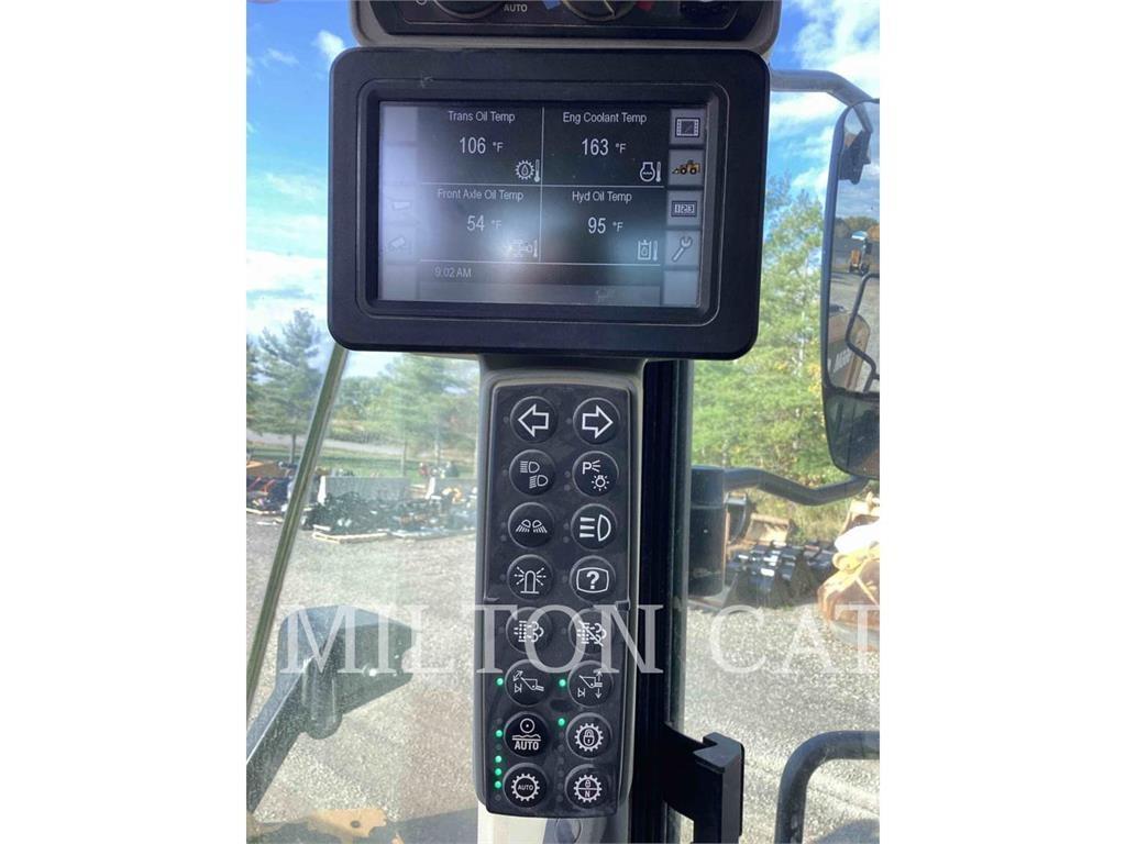 CAT 966M 輪胎式裝載機