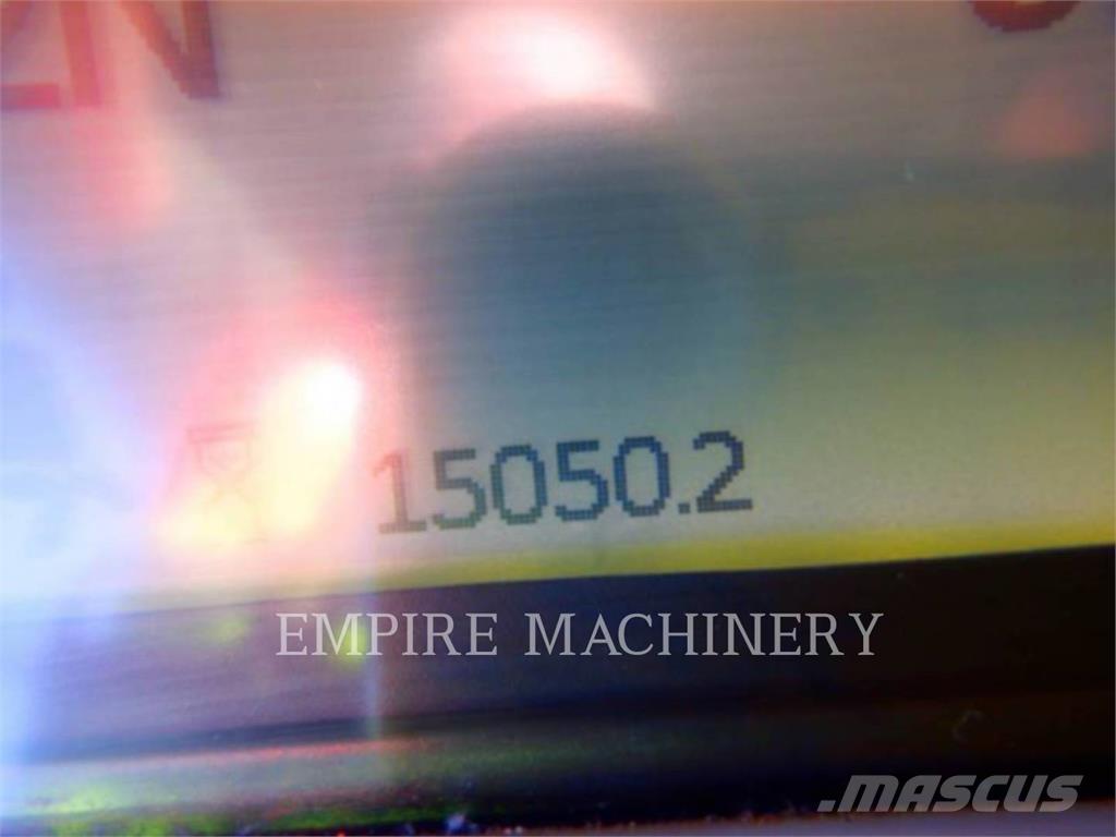 CAT 966M 輪胎式裝載機