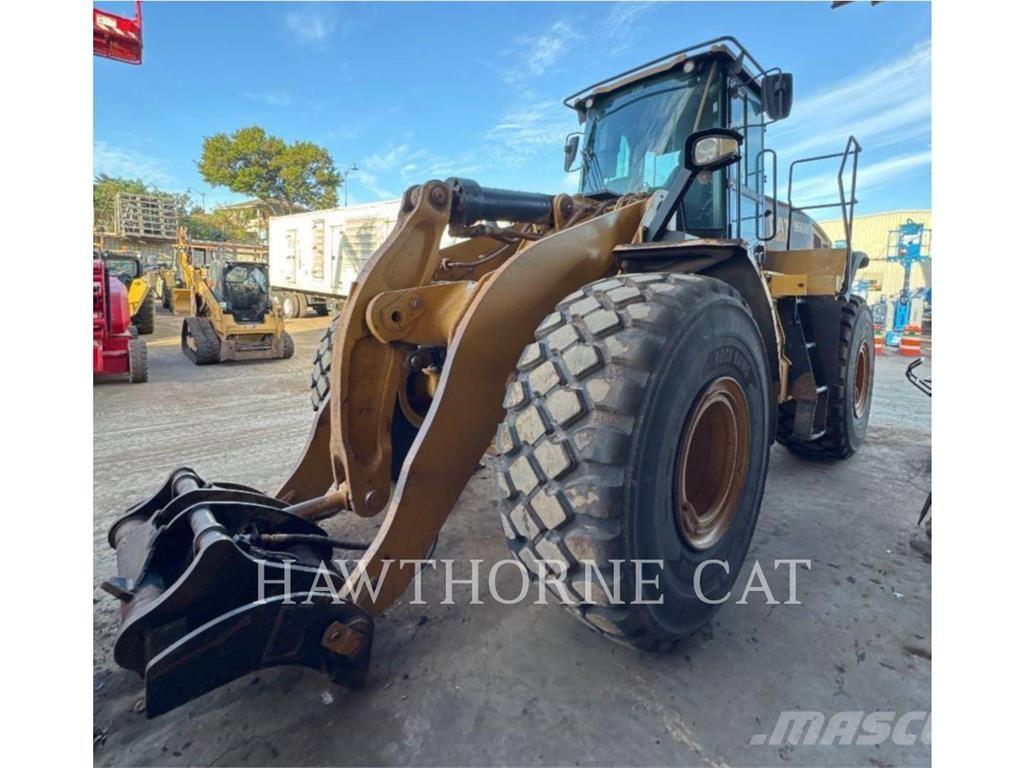 CAT 966M 輪胎式裝載機