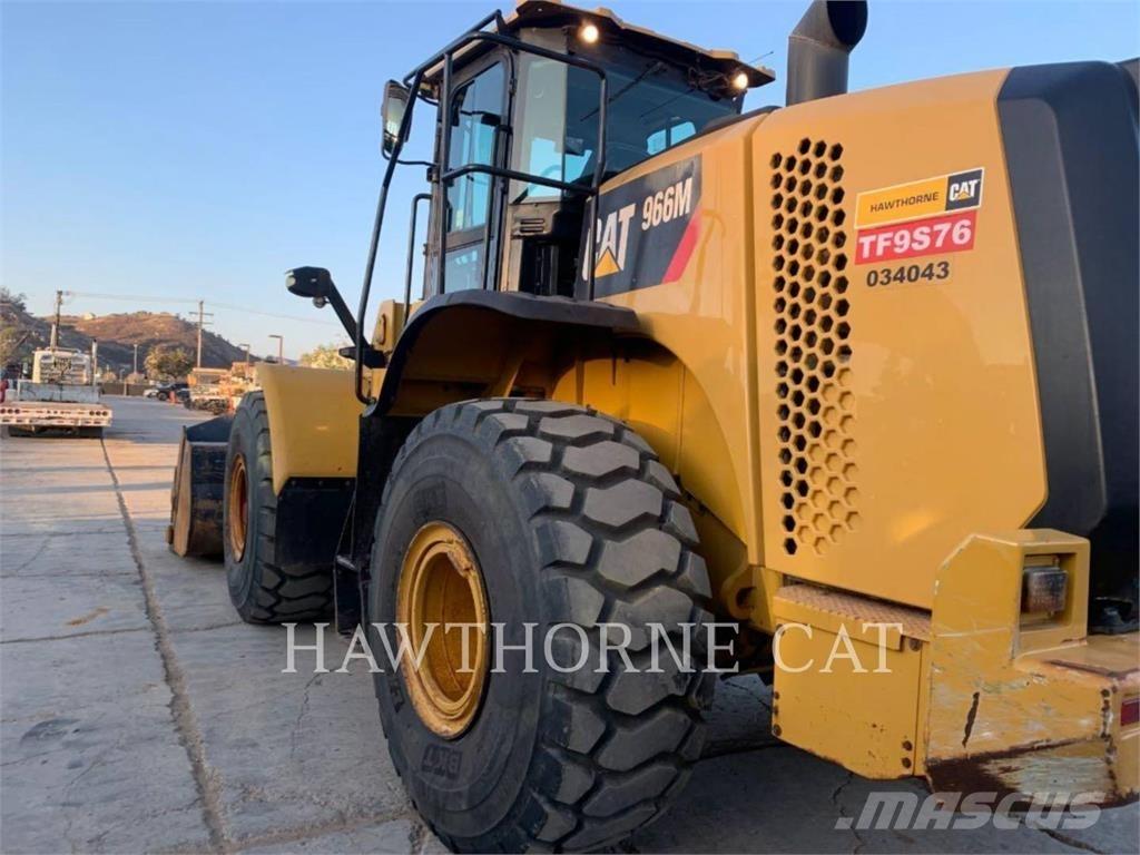 CAT 966M 輪胎式裝載機
