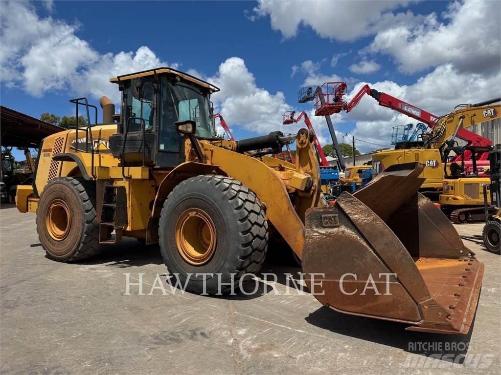 CAT 966M 輪胎式裝載機