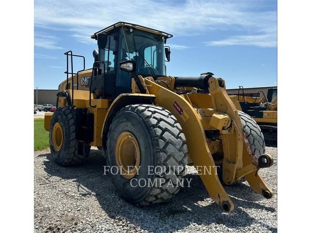 CAT 966M 輪胎式裝載機