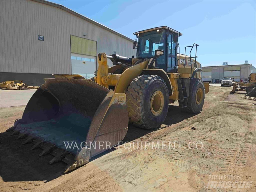 CAT 966M 輪胎式裝載機