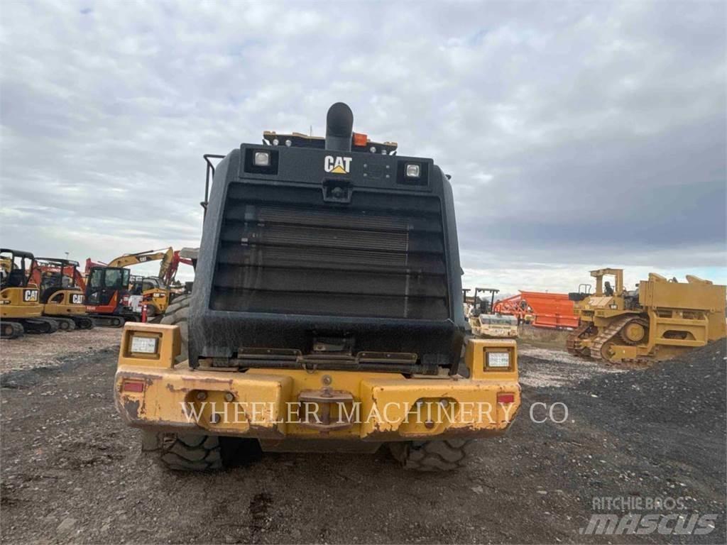 CAT 966M QC 3V 輪胎式裝載機