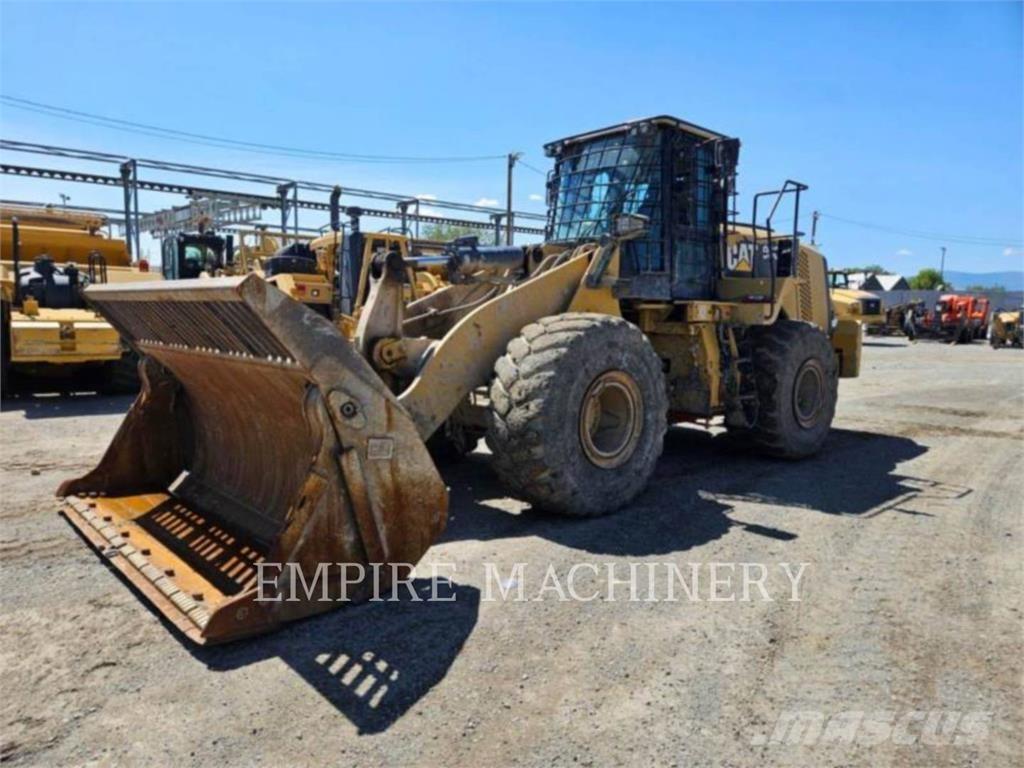 CAT 966M WH 輪胎式裝載機