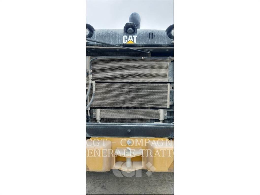 CAT 966M XE 輪胎式裝載機