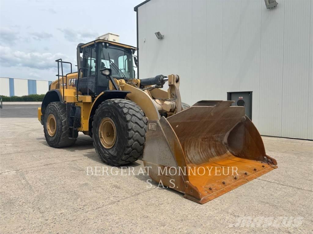 CAT 966M XE 輪胎式裝載機