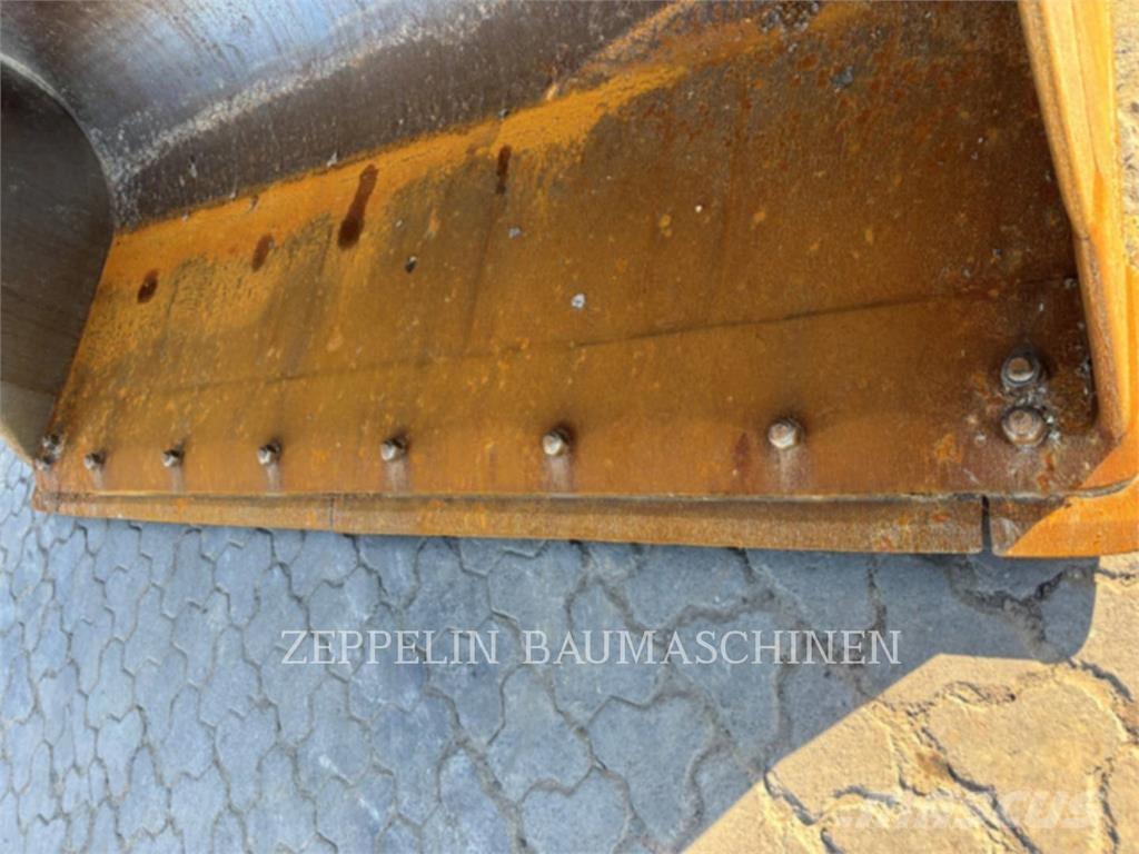 CAT 966XE 輪胎式裝載機