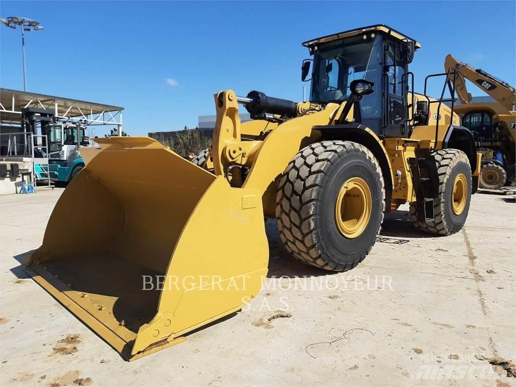 CAT 972 輪胎式裝載機