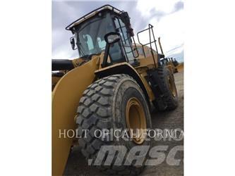 CAT 972 輪胎式裝載機