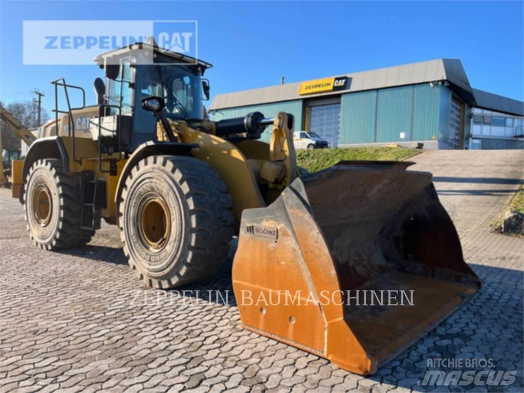 CAT 972 輪胎式裝載機