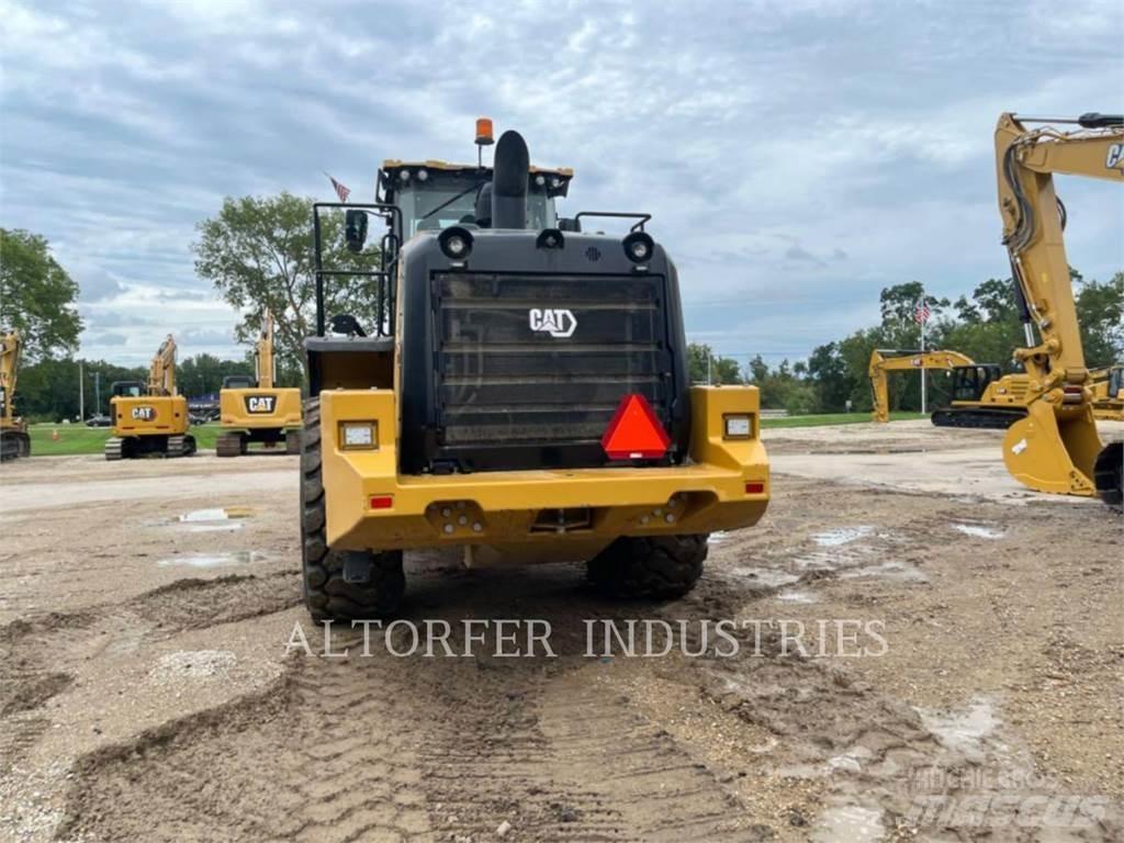 CAT 972-14 輪胎式裝載機