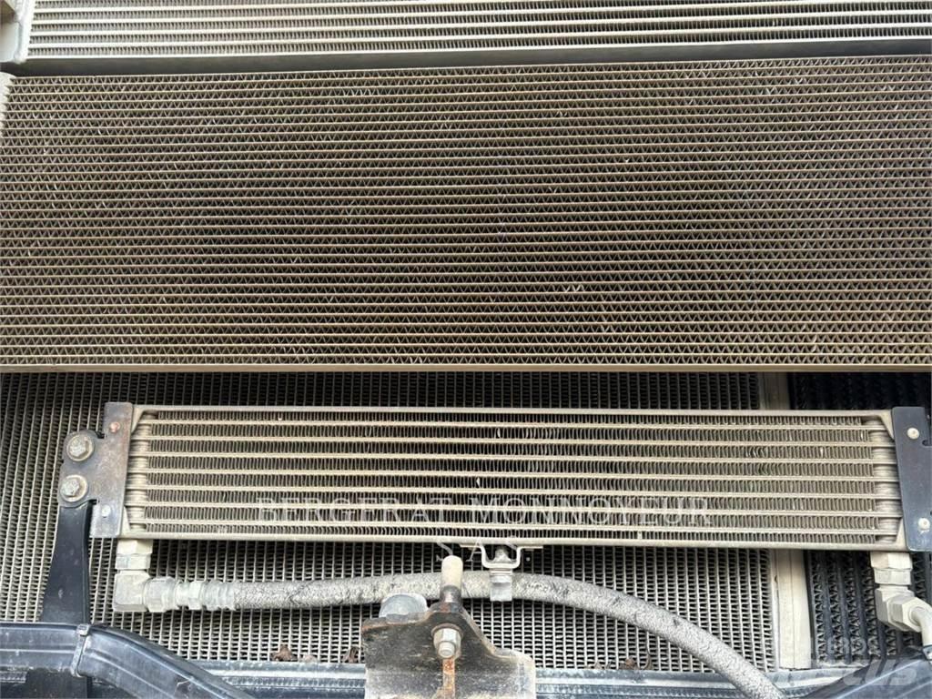 CAT 972K 輪胎式裝載機